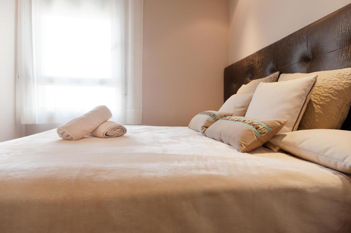 Espectacular Piso Cerca De La Playa Apartman Sant Adria de Besos Kültér fotó