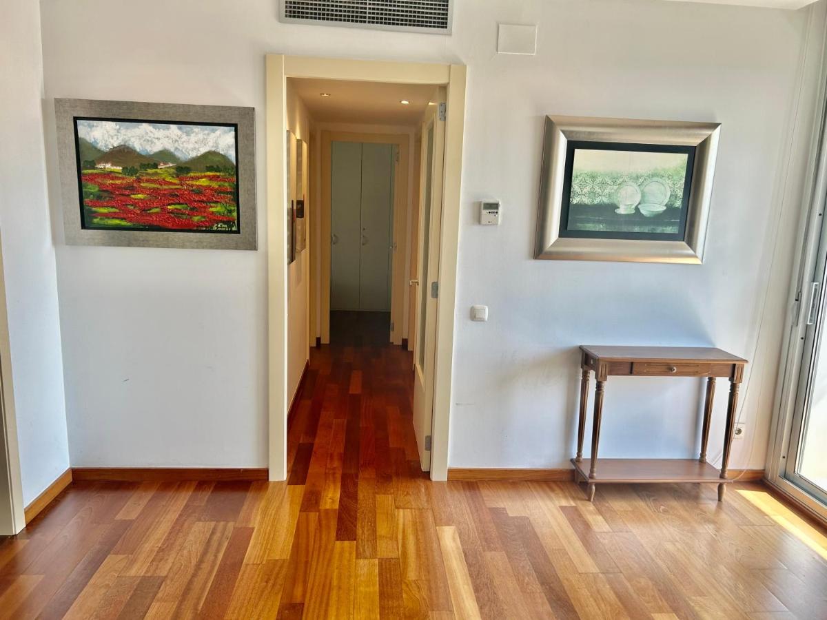 Espectacular Piso Cerca De La Playa Apartman Sant Adria de Besos Kültér fotó